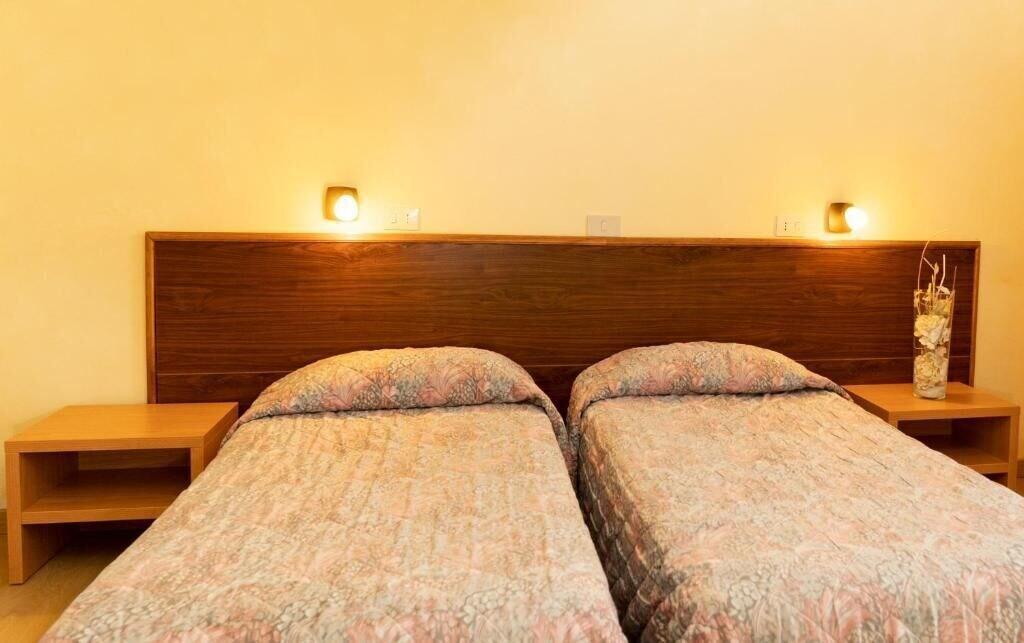 Hotel Gambrinus أبّادييا سان سالفاتور المظهر الخارجي الصورة