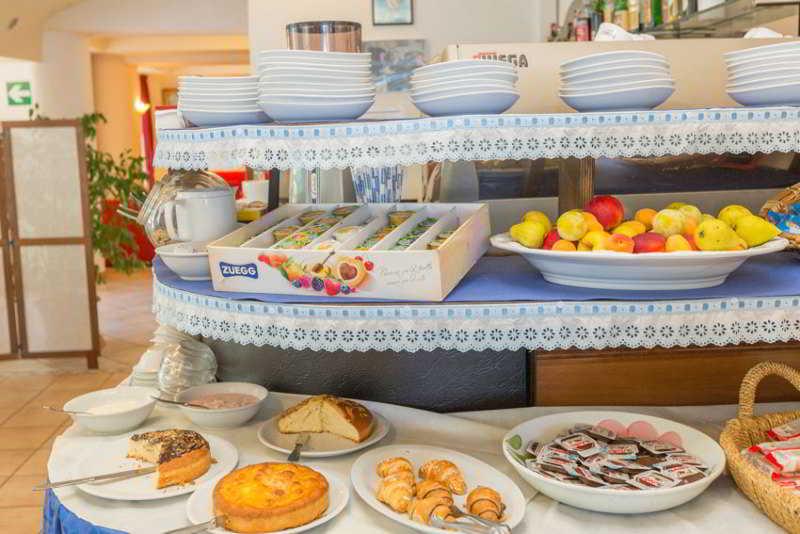 Hotel Gambrinus أبّادييا سان سالفاتور المظهر الخارجي الصورة