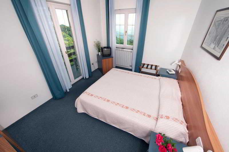 Hotel Gambrinus أبّادييا سان سالفاتور المظهر الخارجي الصورة