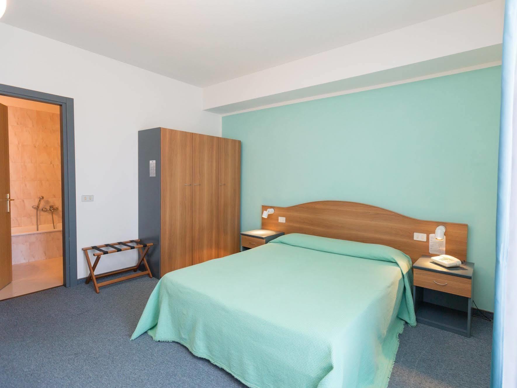 Hotel Gambrinus أبّادييا سان سالفاتور المظهر الخارجي الصورة